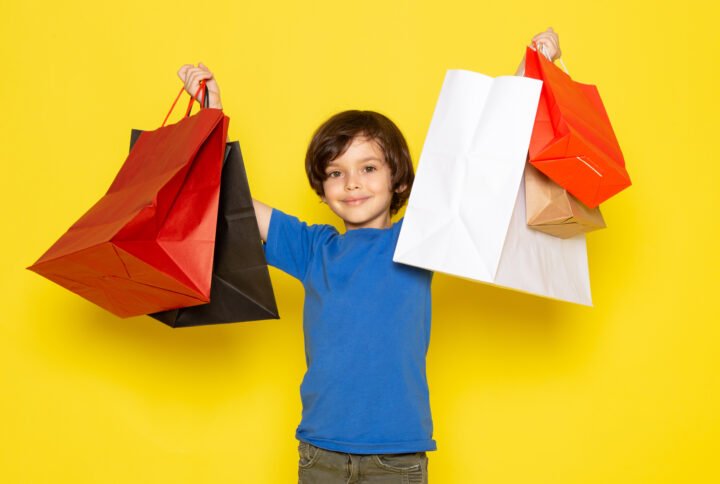6 Tips to Save Money While Shopping For Your Kid’s Clothing